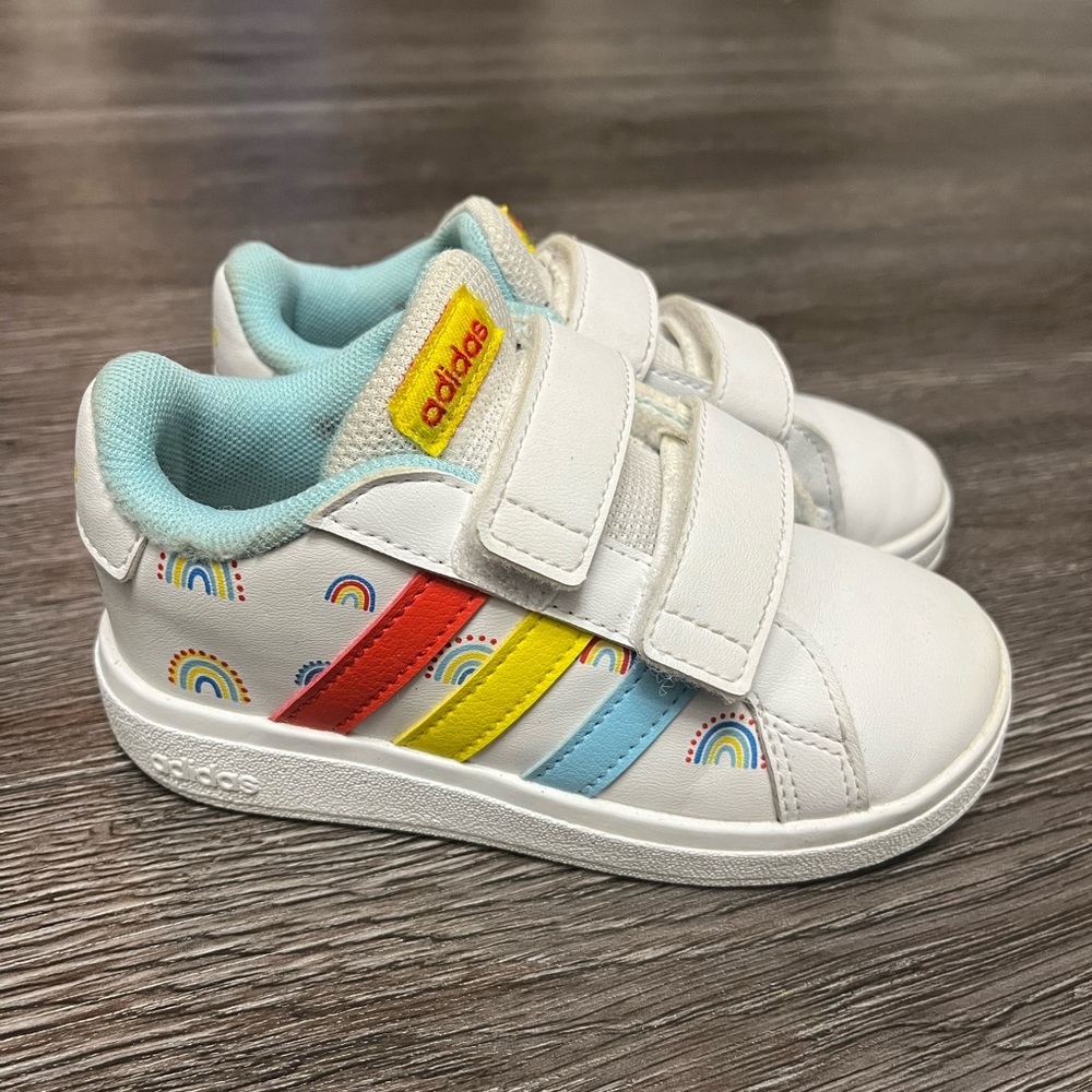 Adidas Grand Court Rainbow shoes 🌈